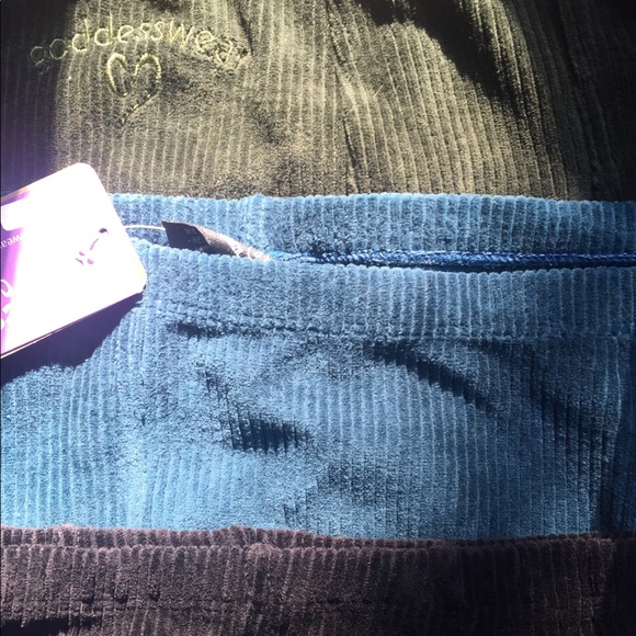 Skirts - Picture 12 of 13